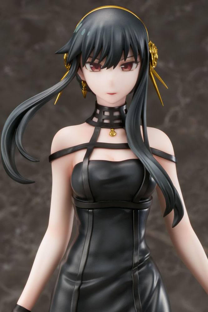 Spy x Family PVC Statue 1/7 Yor Forger 25cm - Scale Statue - Furyu - Hobby Figures UK