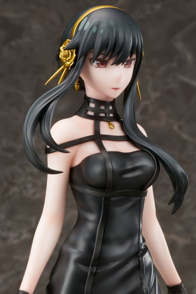 Spy x Family PVC Statue 1/7 Yor Forger 25cm - Scale Statue - Furyu - Hobby Figures UK