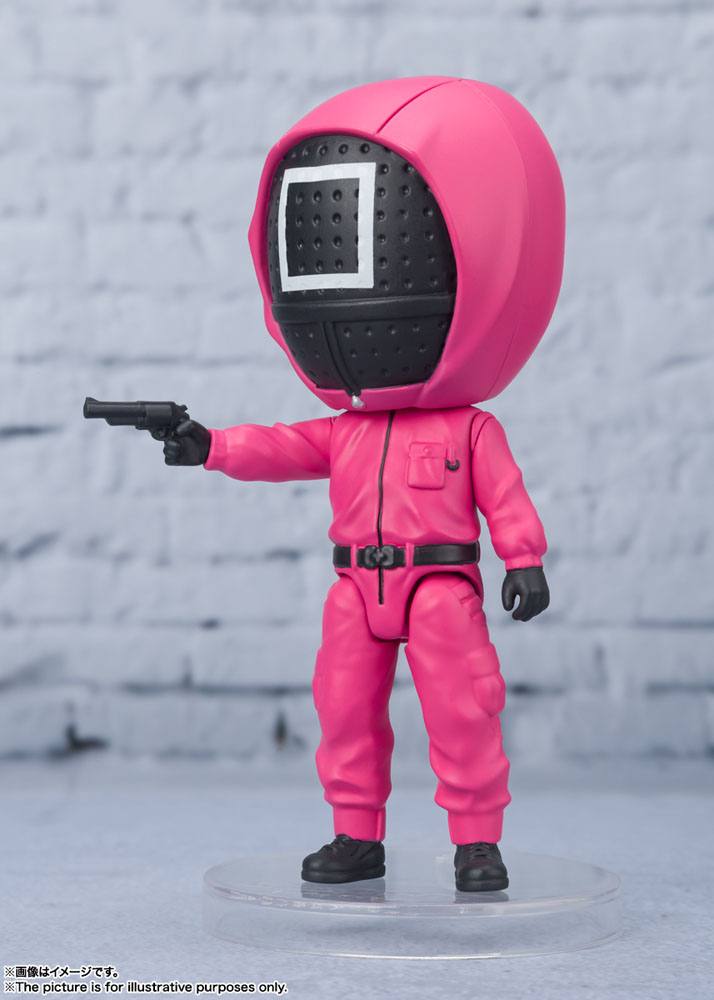 Squid Game Figuarts mini Action Figure Masked Manager 9cm - Mini Figures - Bandai Tamashii Nations - Hobby Figures UK