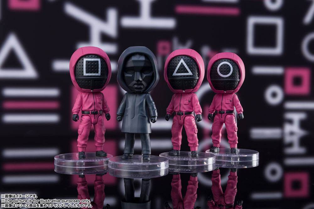Squid Game Figuarts mini Action Figure Masked Worker 9cm - Mini Figures - Bandai Tamashii Nations - Hobby Figures UK