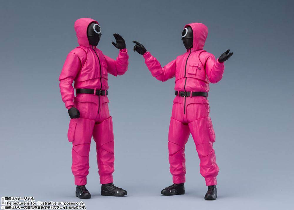 Squid Game S.H. Figuarts Action Masked Worker / Masked Manager 14cm - Action Figures - Bandai Tamashii Nations - Hobby Figures UK