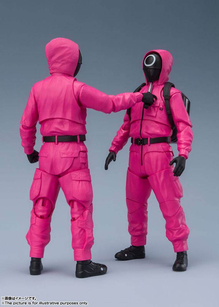 Squid Game S.H. Figuarts Action Masked Worker / Masked Manager 14cm - Action Figures - Bandai Tamashii Nations - Hobby Figures UK