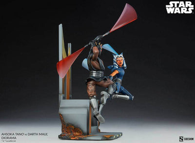 Star Wars: The Clone Wars Diorama Ahsoka Tano vs Darth Maul 51cm - Scale Statue - Sideshow Collectibles - Hobby Figures UK
