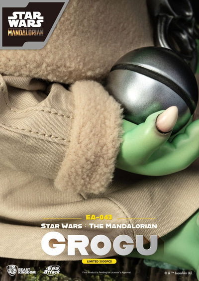 Star Wars: The Mandalorian Egg Attack Statue Grogu 18cm - Scale Statue - Beast Kingdom Toys - Hobby Figures UK