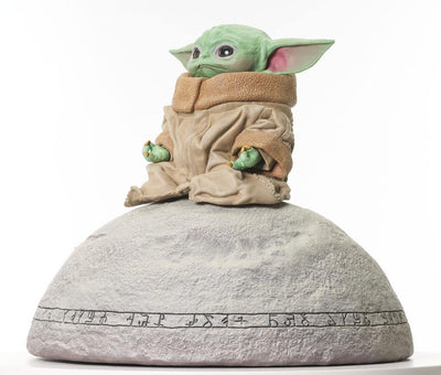 Star Wars The Mandalorian Milestones Statue 1/6 Grogu on Seeing Stone 20cm - Scale Statue - Gentle Giant - Hobby Figures UK