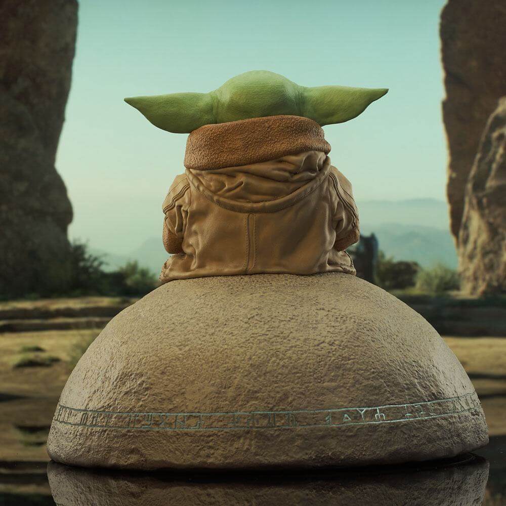 Star Wars The Mandalorian Milestones Statue 1/6 Grogu on Seeing Stone 20cm - Scale Statue - Gentle Giant - Hobby Figures UK