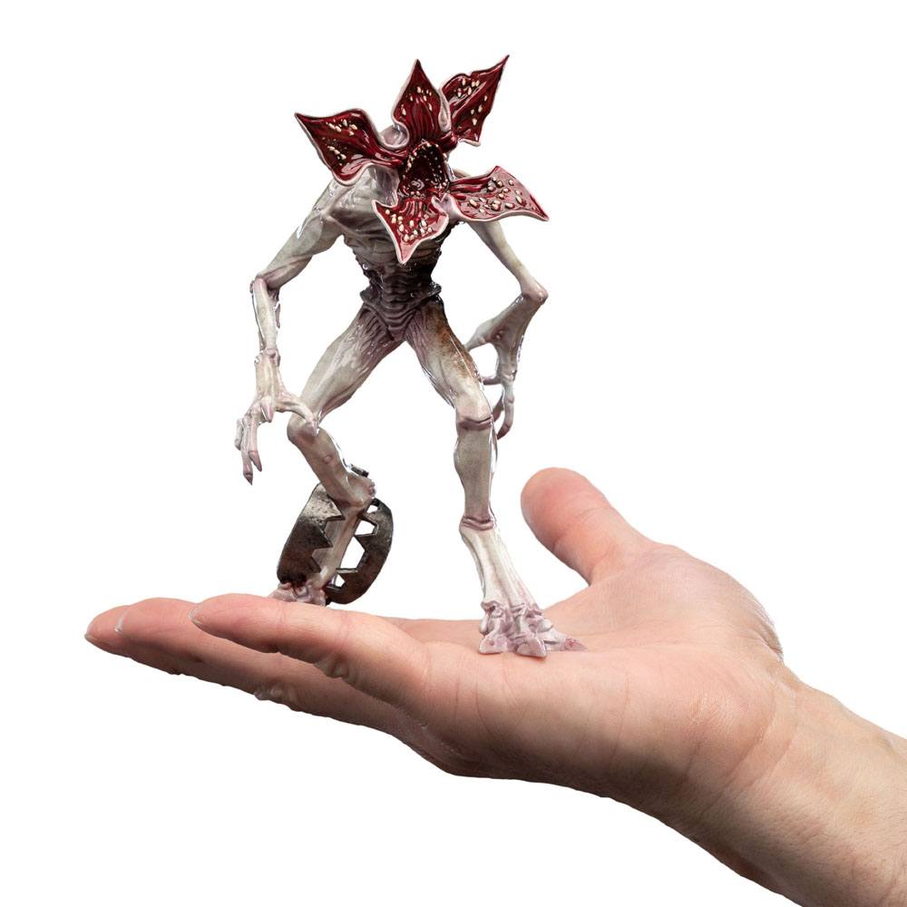 Stranger Things Mini Epics Vinyl Figure The Demogorgon Limited Edition 17cm - Mini Figures - Weta Workshop - Hobby Figures UK