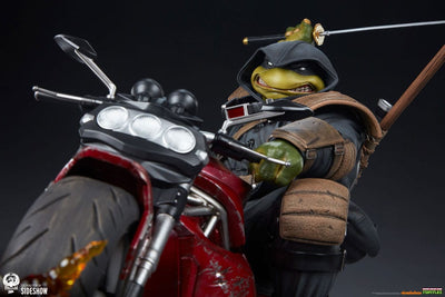 Teenage Mutant Ninja Turtles Statue 1/4 The Last Ronin On Bike 53cm - Scale Statue - PCS - Hobby Figures UK