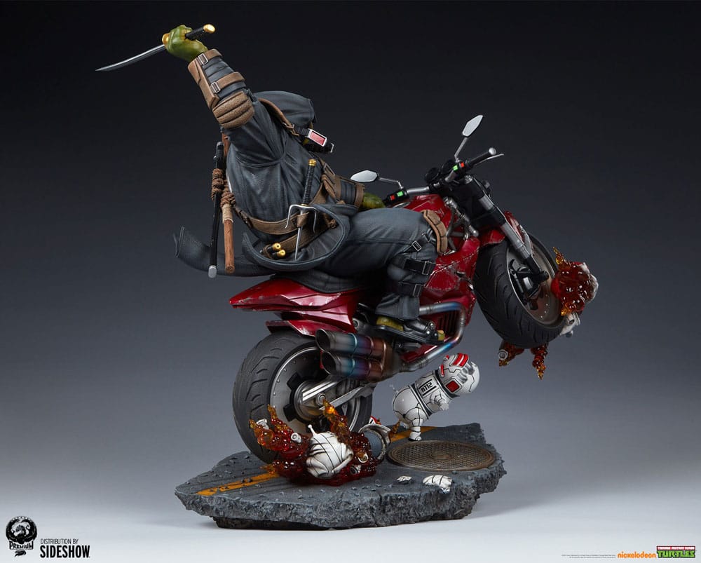 Teenage Mutant Ninja Turtles Statue 1/4 The Last Ronin On Bike 53cm - Scale Statue - PCS - Hobby Figures UK