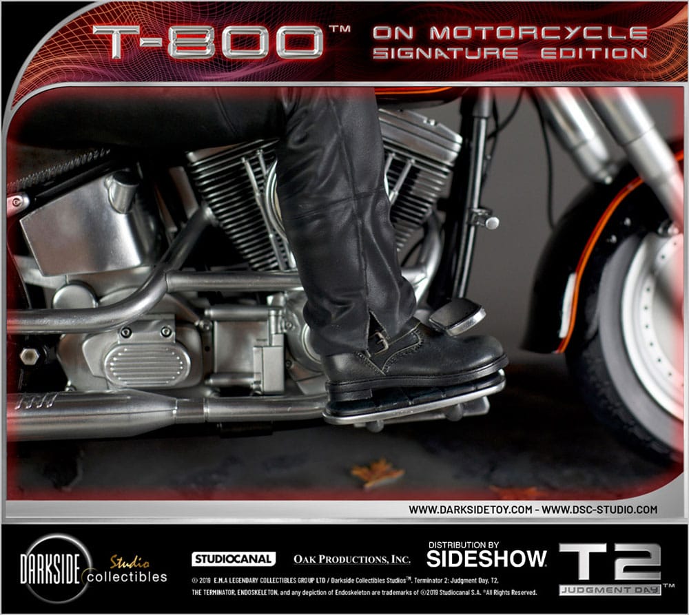 Terminator 2: Judgment Day Statue 1/4 T-800 on Motorcycle Signature Edition Sideshow Exclusive 50cm - Scale Statue - Darkside Collectibles Studio - Hobby Figures UK