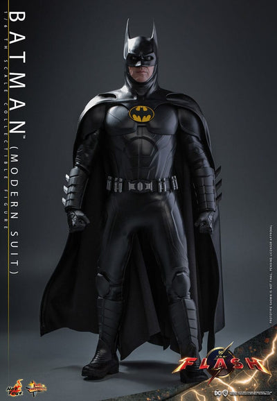 The Flash Movie Masterpiece Action Figure 1/6 Batman (Modern Suit) 30cm - Action Figures - Hot Toys - Hobby Figures UK