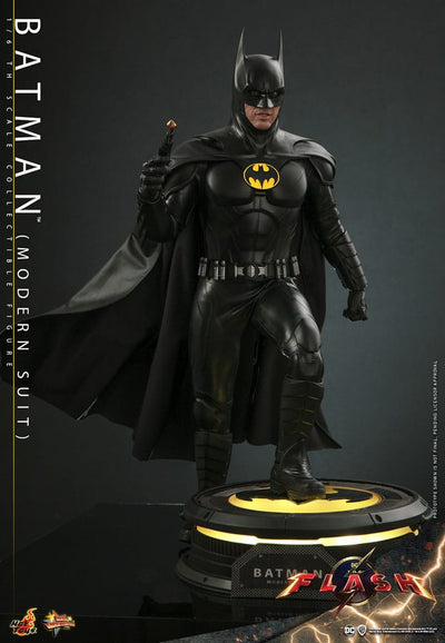 The Flash Movie Masterpiece Action Figure 1/6 Batman (Modern Suit) 30cm - Action Figures - Hot Toys - Hobby Figures UK