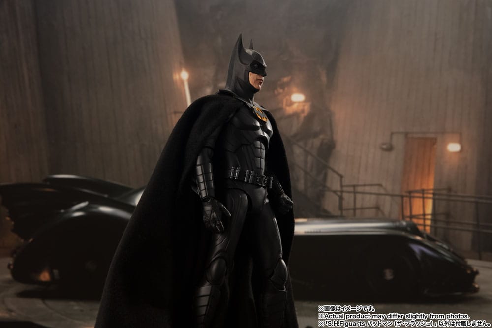 The Flash S.H. Figuarts Action Figure Batman 15cm - Action Figures - Bandai Tamashii Nations - Hobby Figures UK