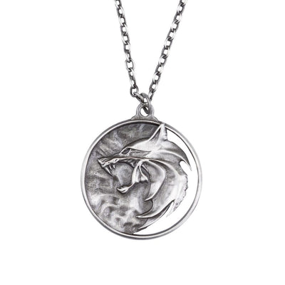 The Witcher Season 03 Replica 1/1 Necklace Wolf Medallion - Apparel & Accessories - Dark Horse - Hobby Figures UK