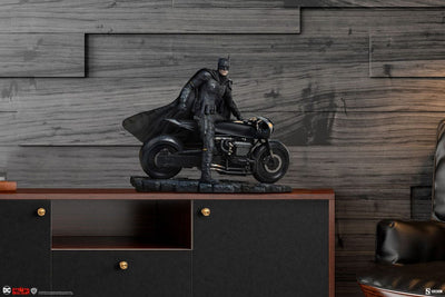 The Batman Premium Format Statue The Batman 48cm - Scale Statue - Sideshow Collectibles - Hobby Figures UK