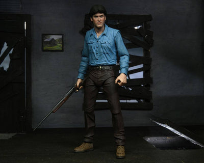The Evil Dead Action Figure Ultimate Ash 18cm - Action Figures - NECA - Hobby Figures UK
