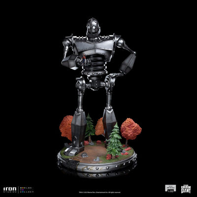 The Iron Giant Demi Art Scale Statue 1/20 Iron Giant & Hogarth Hughes 60cm - Scale Statue - Iron Studios - Hobby Figures UK