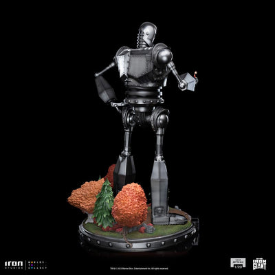 The Iron Giant Demi Art Scale Statue 1/20 Iron Giant & Hogarth Hughes 60cm - Scale Statue - Iron Studios - Hobby Figures UK