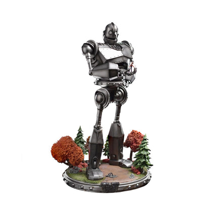 The Iron Giant Demi Art Scale Statue 1/20 Iron Giant & Hogarth Hughes 60cm - Scale Statue - Iron Studios - Hobby Figures UK