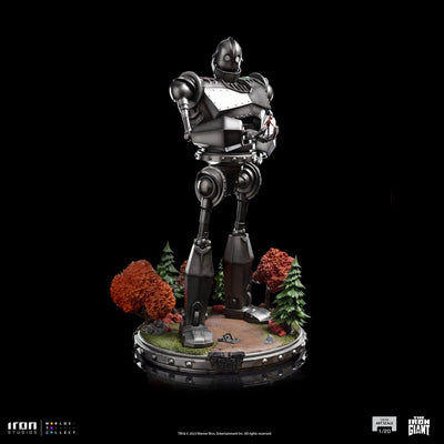 The Iron Giant Demi Art Scale Statue 1/20 Iron Giant & Hogarth Hughes 60cm - Scale Statue - Iron Studios - Hobby Figures UK