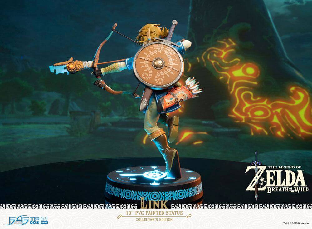 Link zelda statue shop