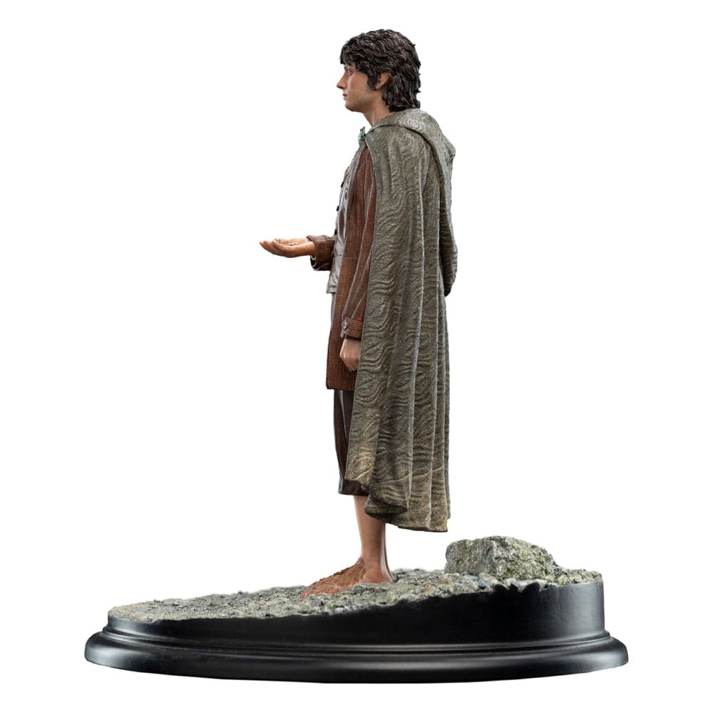 The Lord of the Rings Statue 1/6 Frodo Baggins, Ringbearer 24cm - Scale Statue - Weta Workshop - Hobby Figures UK