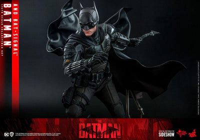 The Batman Movie Masterpiece Action Figure 1/6 Batman with Bat-Signal 31cm - Action Figures - Hot Toys - Hobby Figures UK