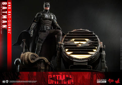 The Batman Movie Masterpiece Action Figure 1/6 Batman with Bat-Signal 31cm - Action Figures - Hot Toys - Hobby Figures UK