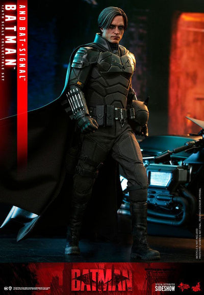 The Batman Movie Masterpiece Action Figure 1/6 Batman with Bat-Signal 31cm - Action Figures - Hot Toys - Hobby Figures UK
