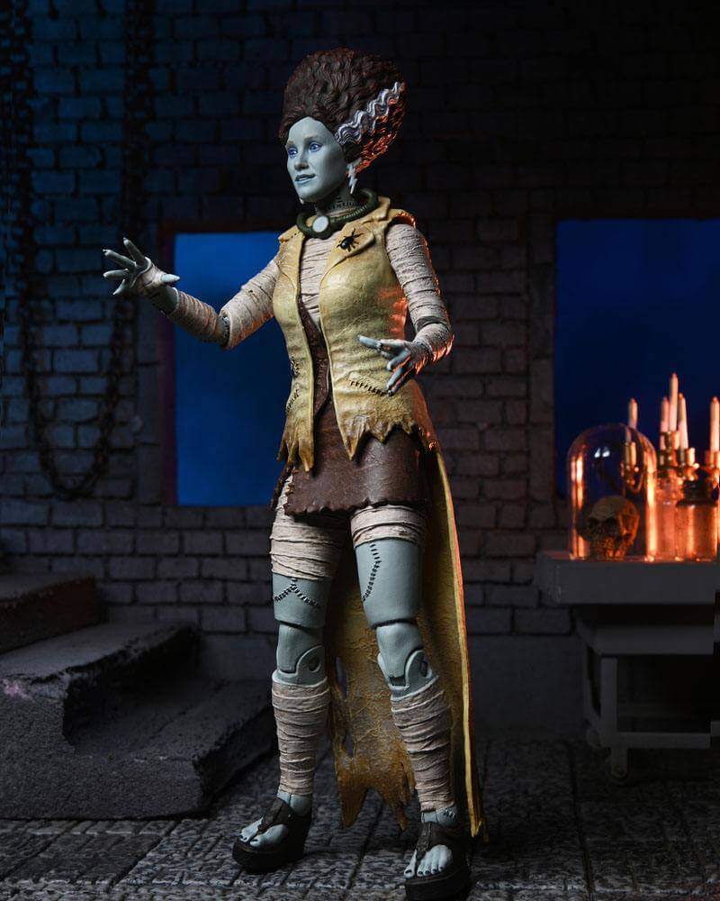 Universal Monsters x Teenage Mutant Ninja Turtles Action Figure April as The Bride 18cm - Action Figures - NECA - Hobby Figures UK