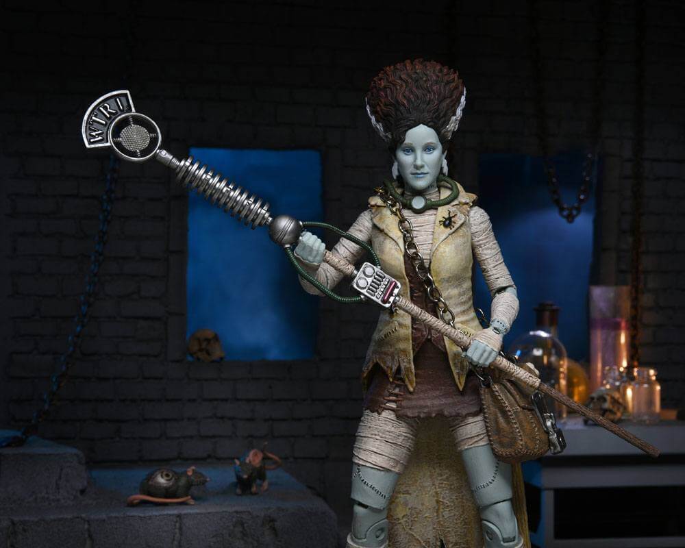 Universal Monsters x Teenage Mutant Ninja Turtles Action Figure April as The Bride 18cm - Action Figures - NECA - Hobby Figures UK