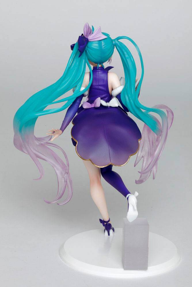 Vocaloid PVC Statue Hatsune Miku 3rd Season Winter Ver. (re-sales) 18cm - Scale Statue - Taito - Hobby Figures UK