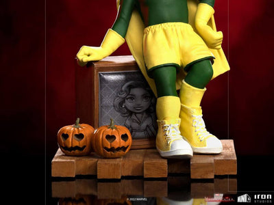 WandaVision Mini Co. PVC Figure Vision Halloween Version 19cm - Scale Statue - Iron Studios - Hobby Figures UK