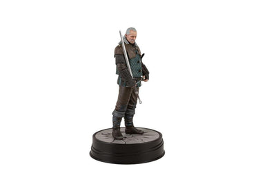 Witcher 3 Wild Hunt PVC Statue Vesemir 21cm - Scale Statue - Dark Horse - Hobby Figures UK