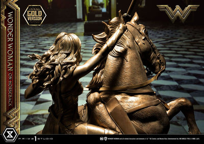 Wonder Woman Statue Wonder Woman on Horseback Gold Version 138cm - Scale Statue - Prime 1 Studio - Hobby Figures UK