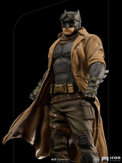 Zack Snyder's Justice League Art Scale Statue 1/10 Knightmare Batman 22cm - Scale Statue - Iron Studios - Hobby Figures UK