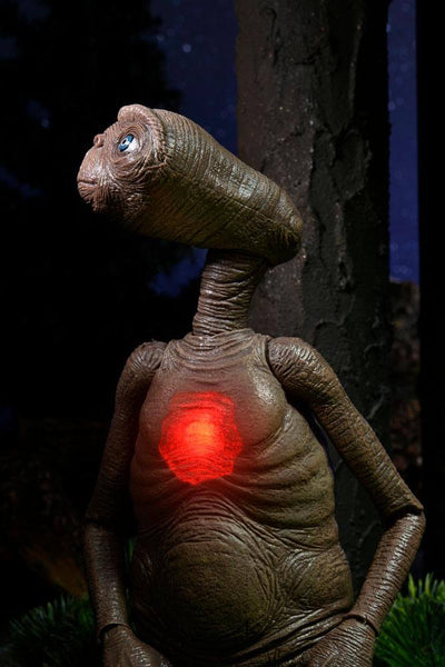 E.T. the Extra-Terrestrial Action Figure Ultimate Deluxe E.T. 11cm - Action Figures - NECA - Hobby Figures UK