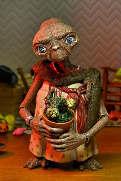 E.T. the Extra-Terrestrial Action Figure Ultimate Dress-Up E.T. 11cm - Action Figures - NECA - Hobby Figures UK