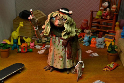 E.T. the Extra-Terrestrial Action Figure Ultimate Dress-Up E.T. 11cm - Action Figures - NECA - Hobby Figures UK