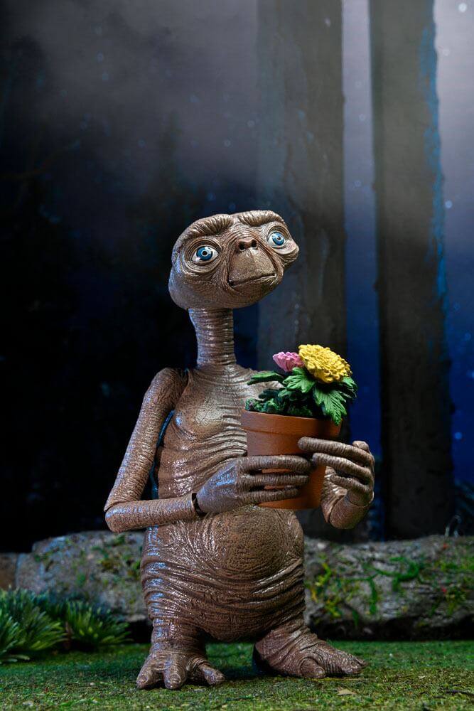 Steiff E.T. The Extra-Terrestrial フィギュア Amazon.com: Steiff E.T. The Extra-Terrestrial Mohair Limited